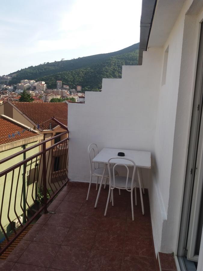 Apartments Mm Budva Luaran gambar